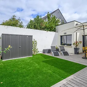 https://la-ptite-vannetaise-petite-maison-au-bord-de-leau-a.inbrittany.com